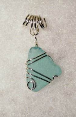 Beach_Glass_pendant_commission