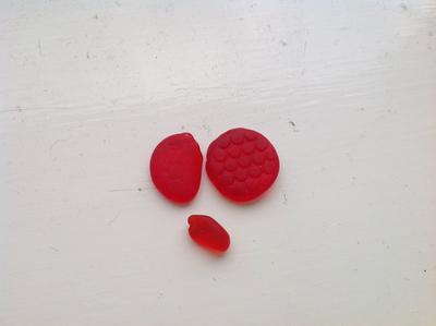 First red finds - Whitby beach finds - Engand UK