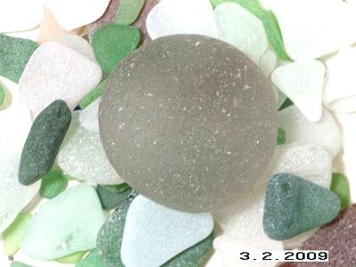 Sea Glass Identification ID question